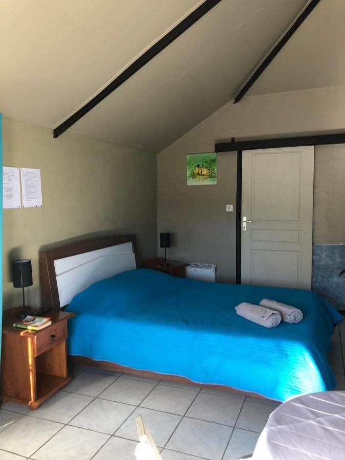 Bed and Breakfast Les Aubepines Bras des Calumets Exterior foto